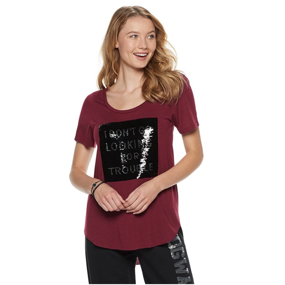 HARRY POTTER Junior’s “Trouble” Flip Sequins Tee. Item# 0043